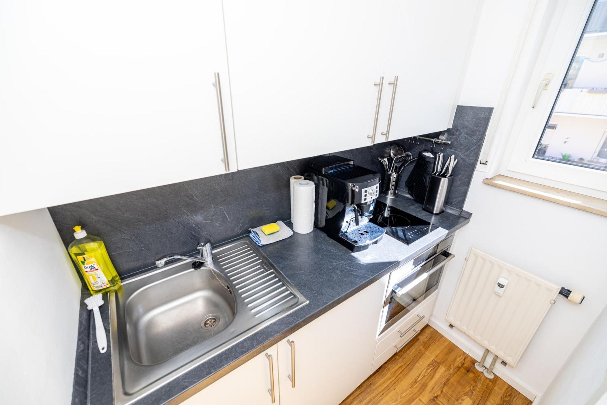 Apartment Zentral Wohnen Mit Stellplatz Und Balkon - Nahe Main Und Innenstadt Würzburg