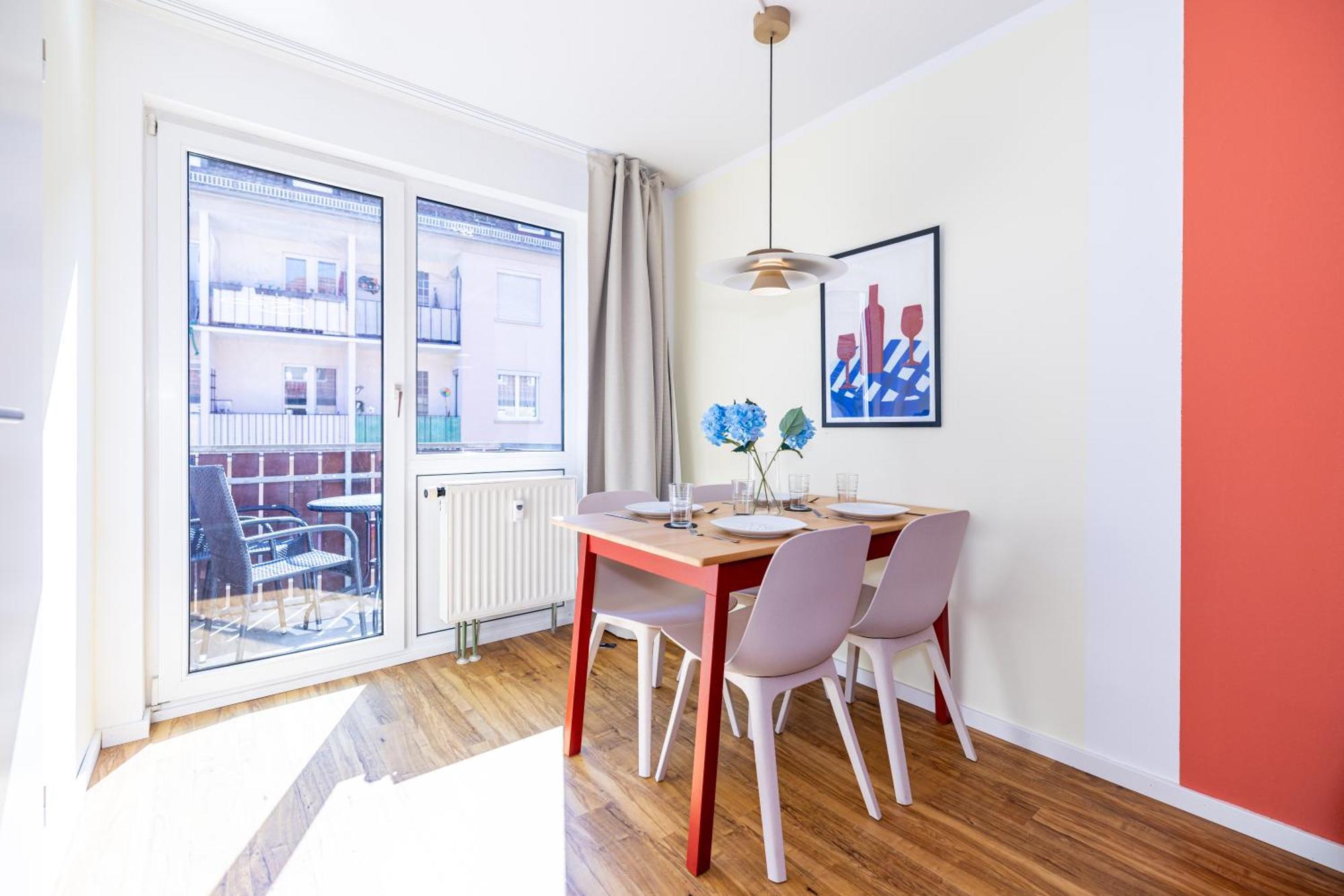 Zentral Wohnen Mit Stellplatz Und Balkon - Nahe Main Und Innenstadt *
